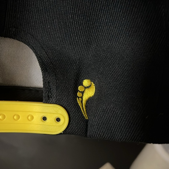 EDC Insomniac Electric Daisy Carnival Snapback Hat Cap Rare Yellow Heart Sunflow - Picture 6 of 6